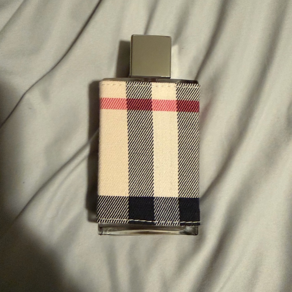 NWT Burberry London perfume - Picture 3 of 4